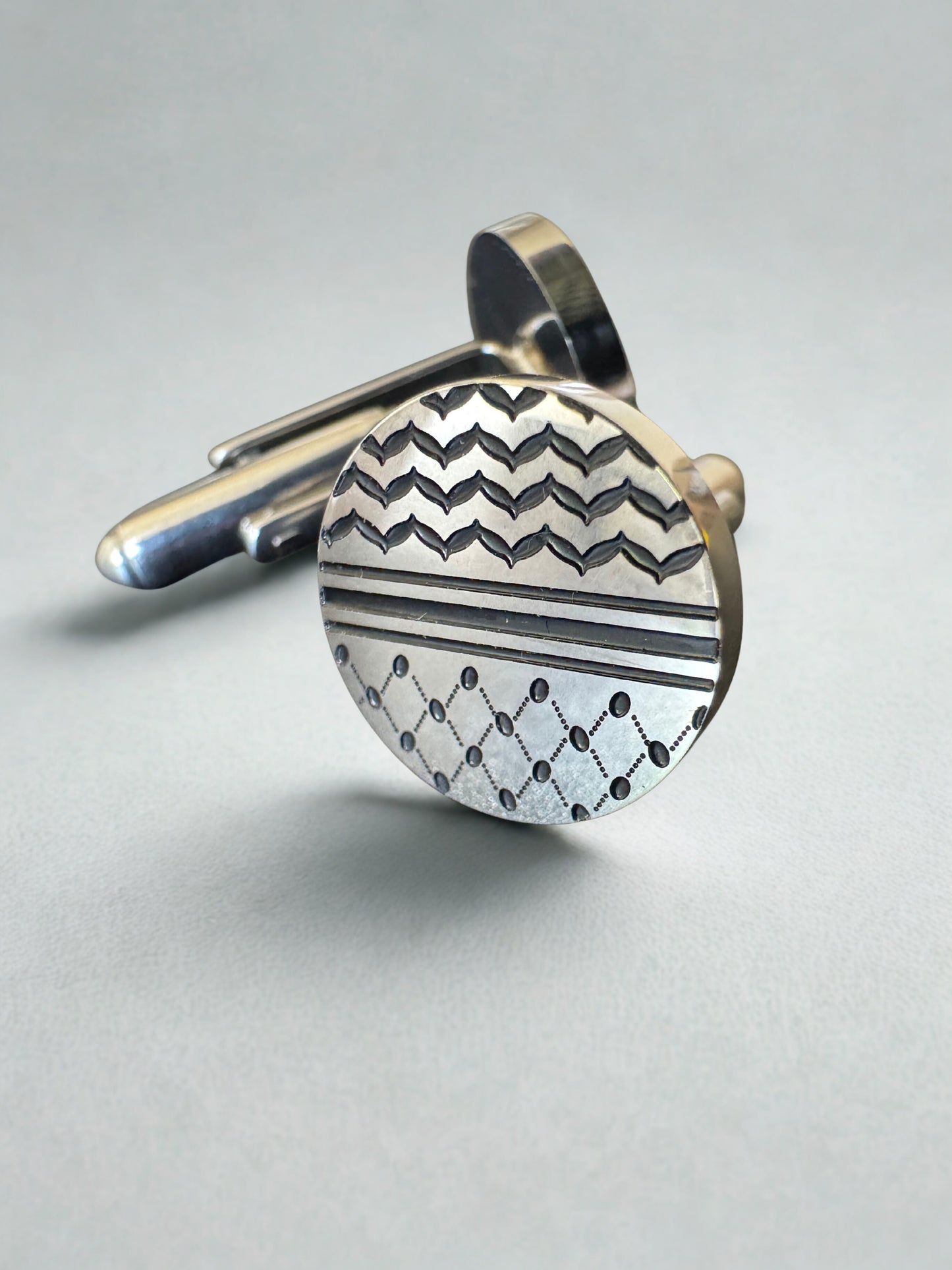 Kufiya Cufflinks | Stainless Steel Keffiyeh Pattern – Modern Heritage Design