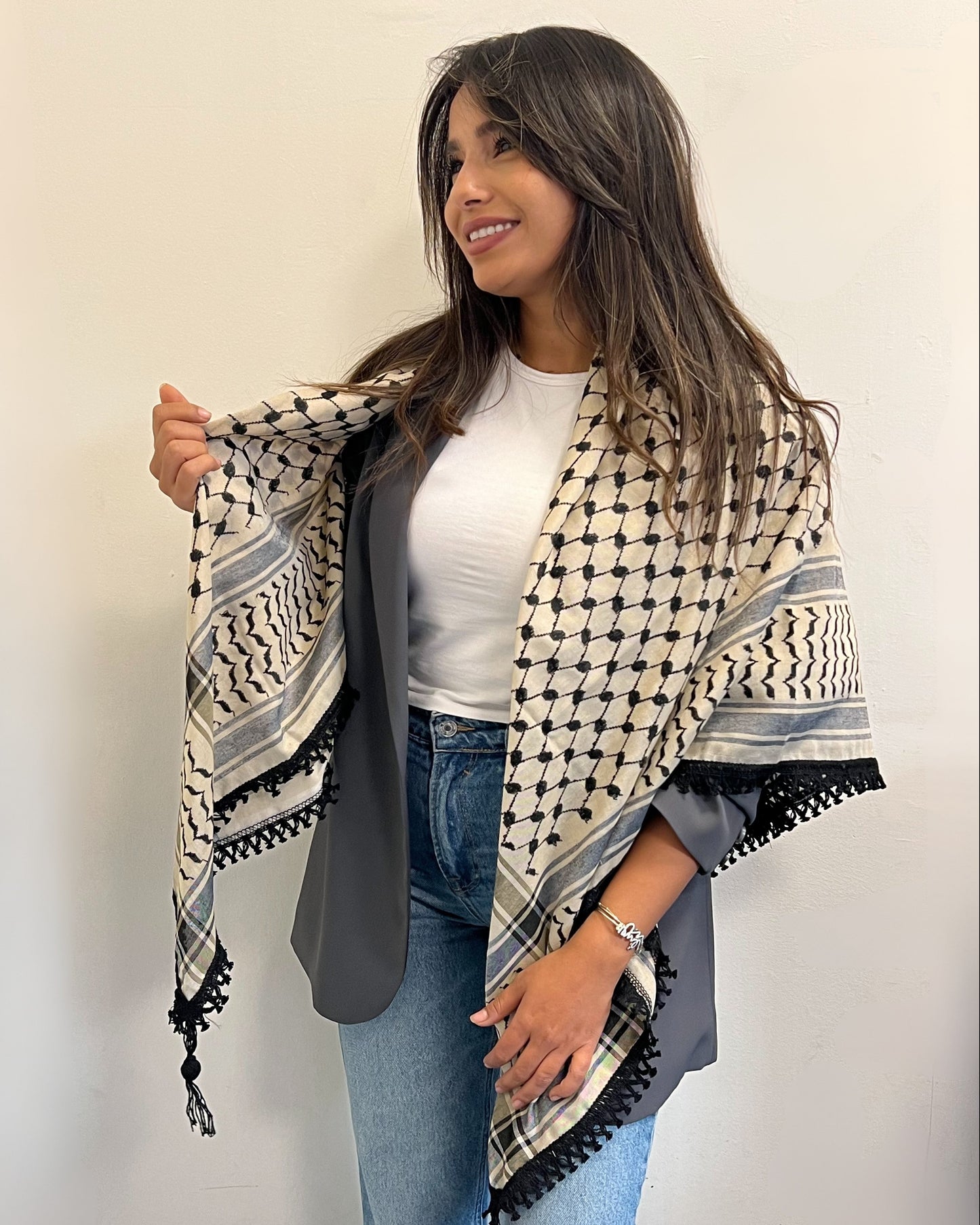 Echoes – Earthy Beige Kufiya (Keffiyeh) | Made in Jordan