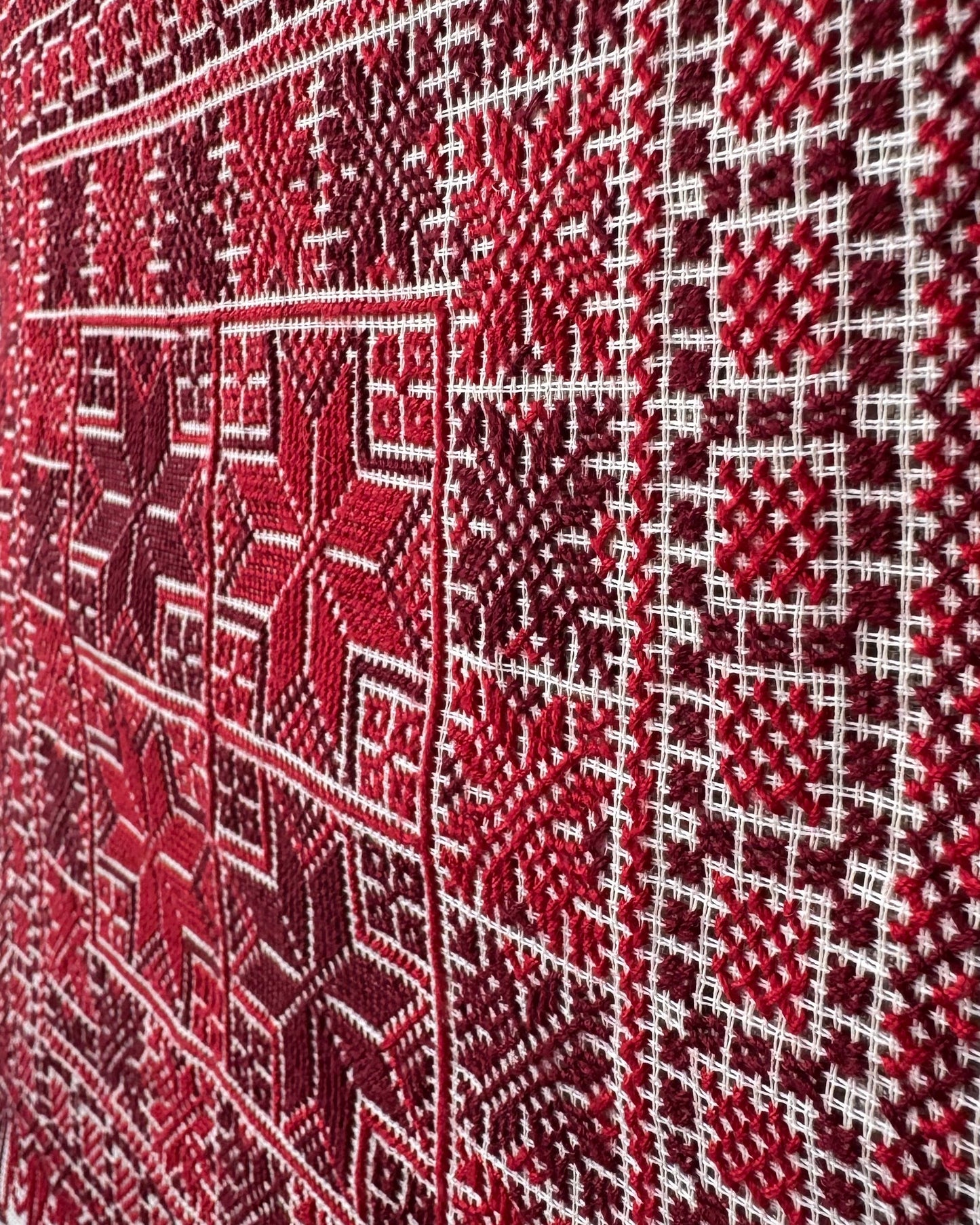 Handmade Tatreez Tote Bag – Red with 4 Stars | Palestinian Embroidery