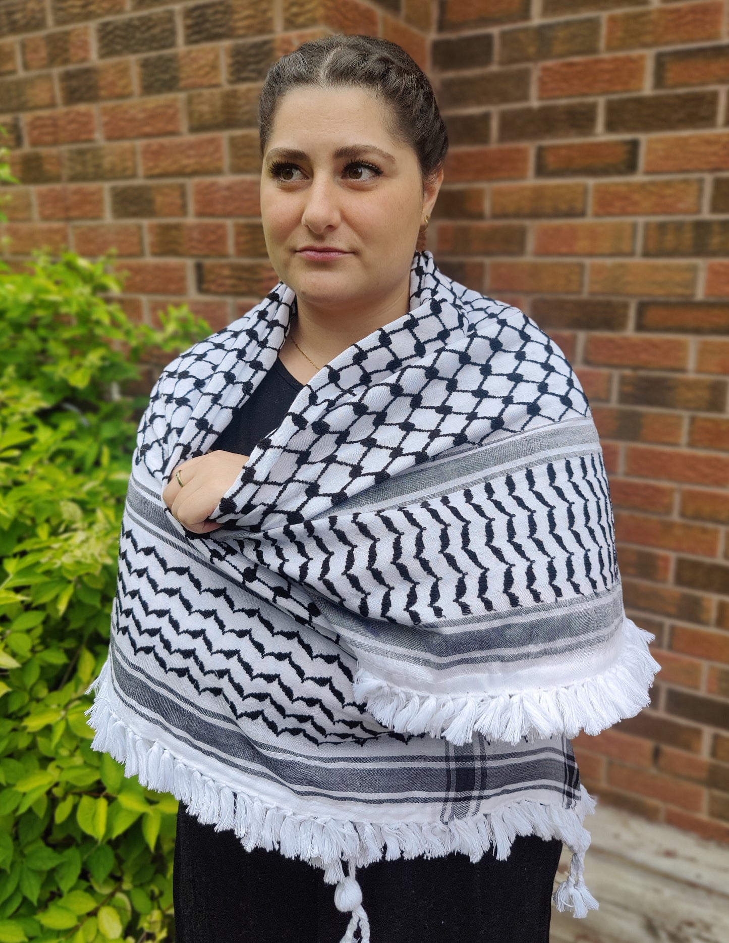 Royal Kufiyyah – Traditional Palestinian Black & White Scarf | Premium 52"x52" Size with Artisanal Fringing