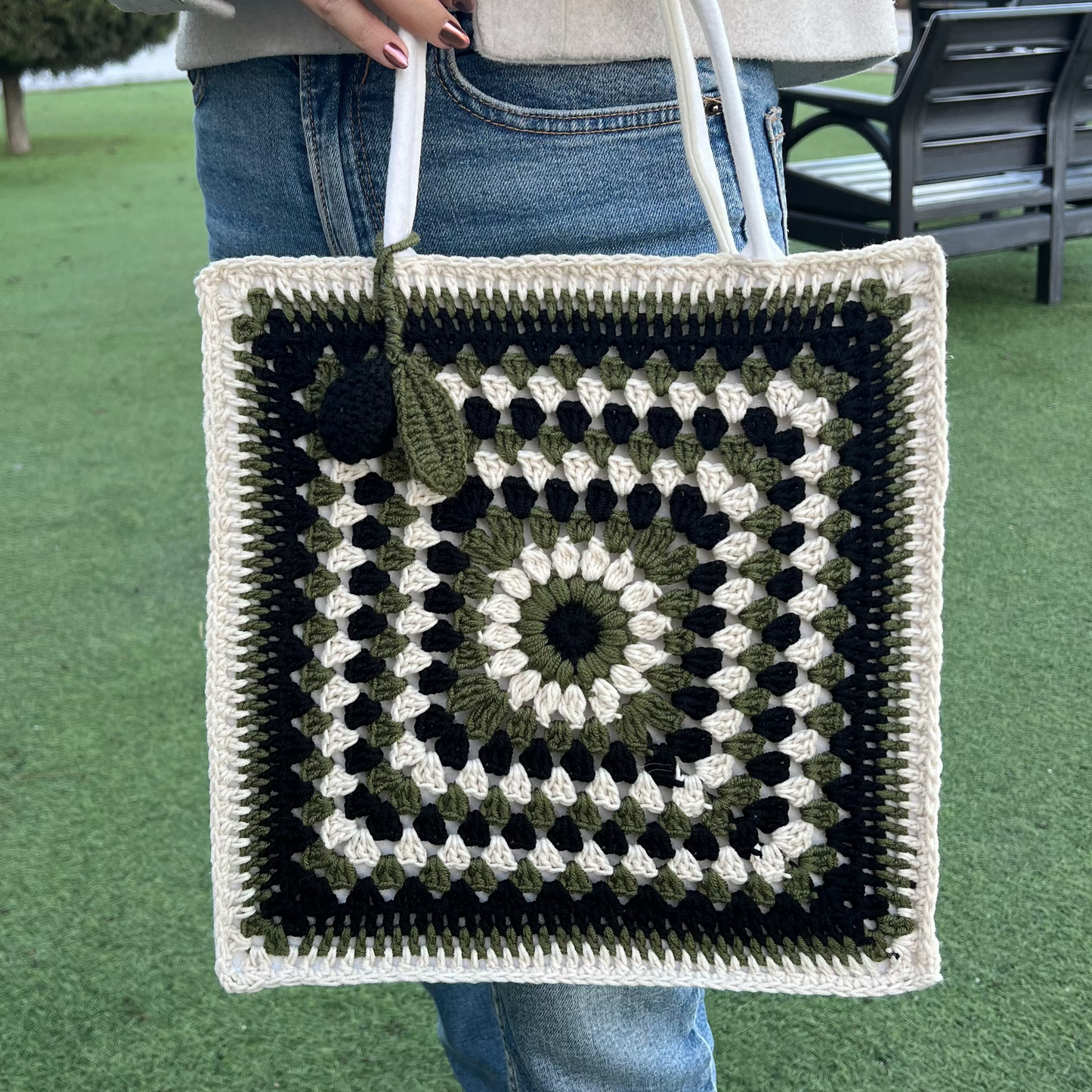 Handmade Crochet Tote Bag – Jenin – Olive | Palestinian Artisan Work