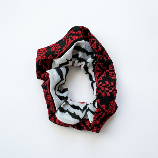 Classic Kufiya Scrunchie - Red Tatreez
