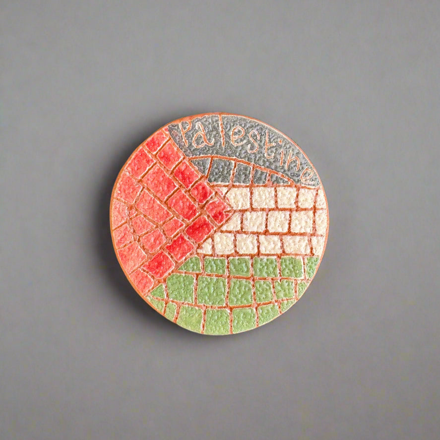 Round mosaic magnet with palestine flag