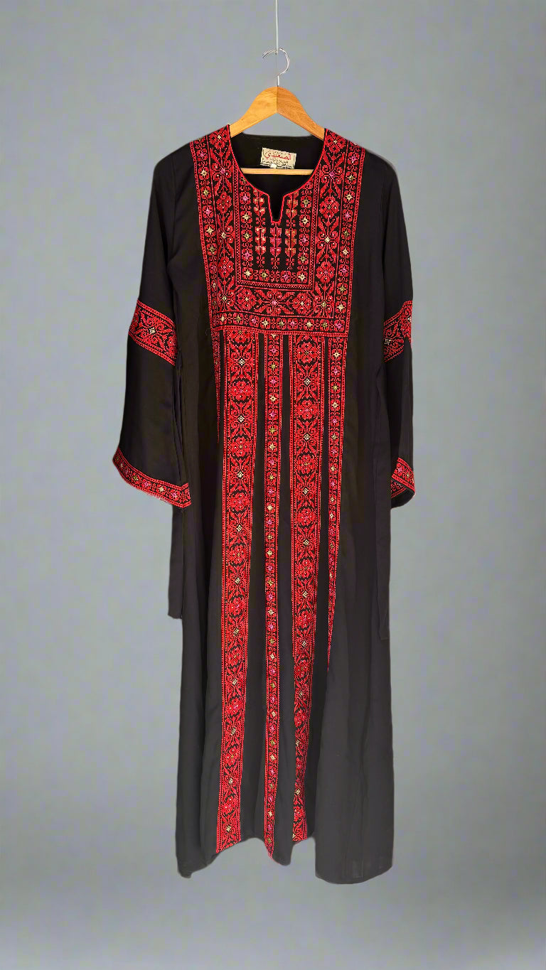 Tatreez Thobe Black and Red